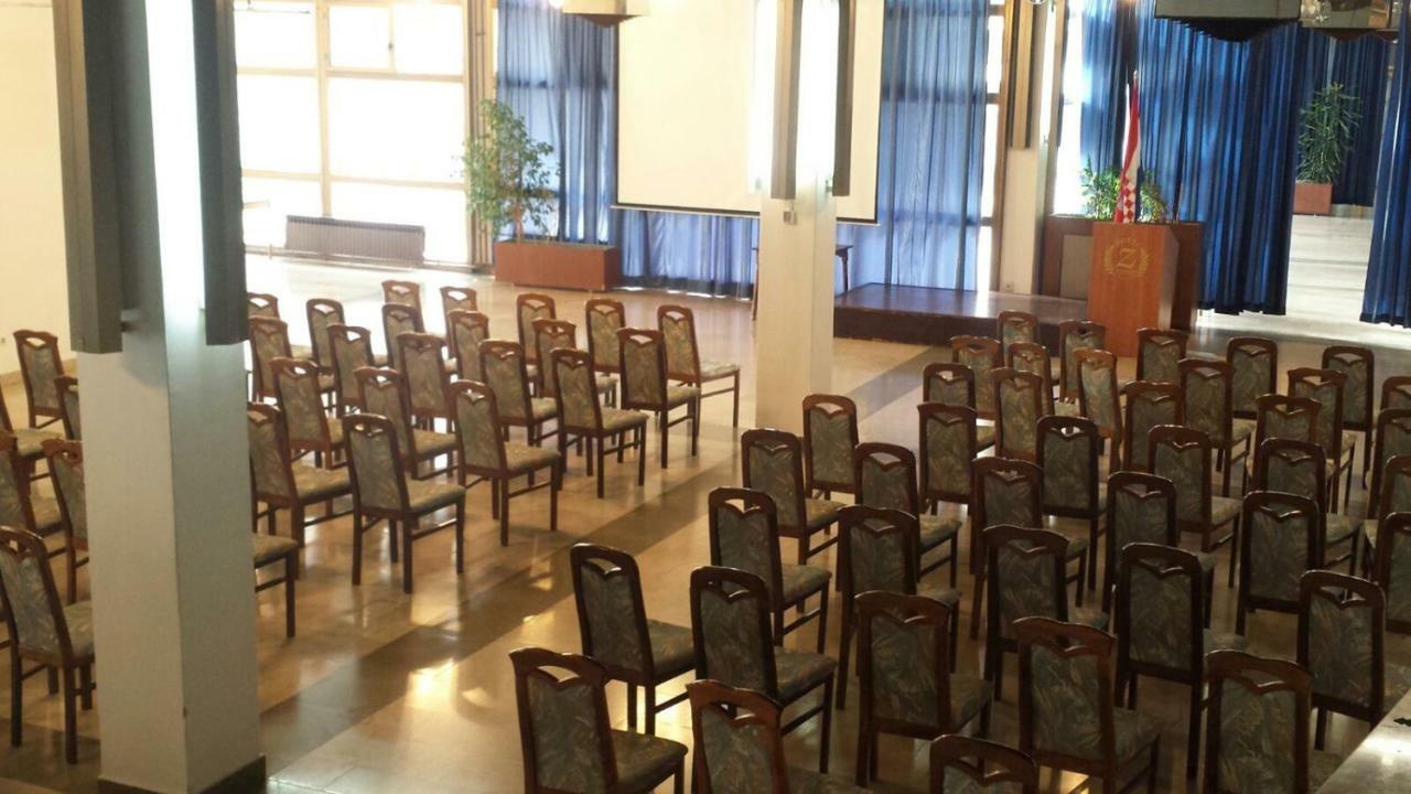 Hotel Zagreb Split Luaran gambar